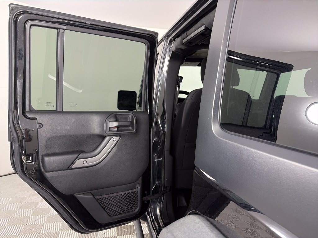 Used 2017 Jeep Wrangler Unlimited Sport w/ Quick Order Package 24S AWD/4WD image 12