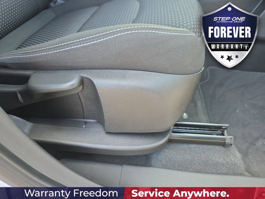 Used 2023 GMC Terrain SLE w/ Driver Convenience Package AWD/4WD image 39