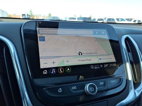 Used 2023 Chevrolet Equinox Premier FWD image 20