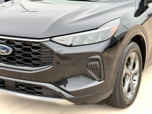 Used 2024 Ford Escape ST-Line w/ Cold Weather Package image 11