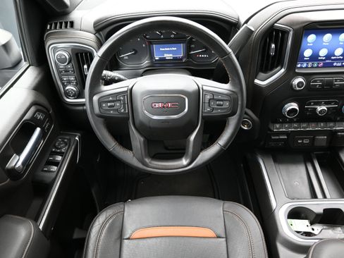 Used 2022 GMC Sierra 2500 AT4 w/ AT4 Preferred Package AWD/4WD image 26