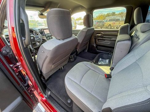 Used 2024 RAM 2500 Big Horn image 24