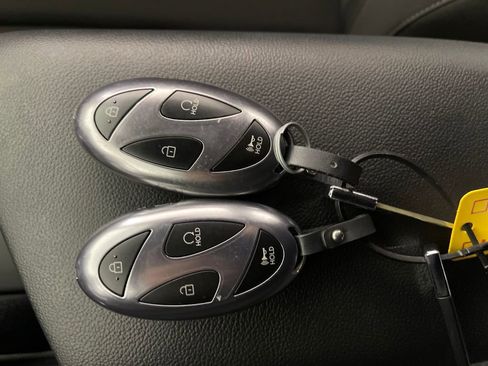 Certified 2025 Hyundai Elantra Sport image 26