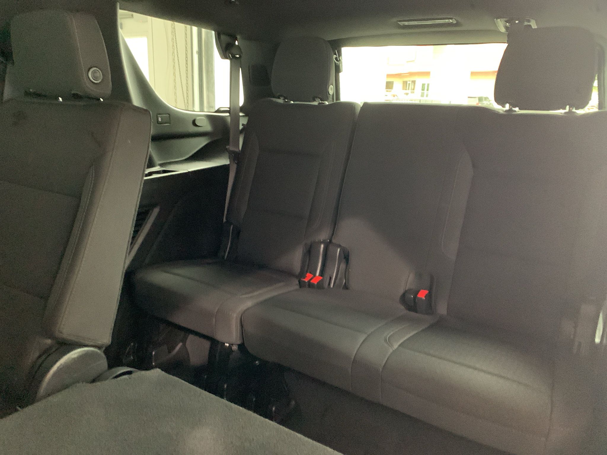 Used 2021 Chevrolet Tahoe LS RWD image 16