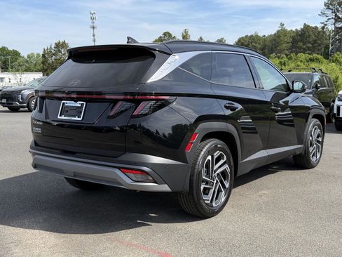 New 2026 Hyundai Tucson Limited image 3