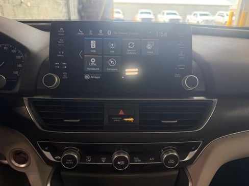 Used 2022 Honda Accord EX-L image 21
