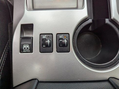 Used 2022 Toyota 4Runner SR5 Premium w/ Moonroof Package image 29