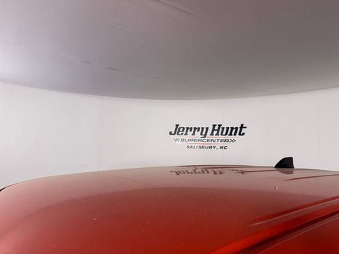 Used 2025 Nissan Frontier PRO-4X w/ Pro Convenience Package image 5