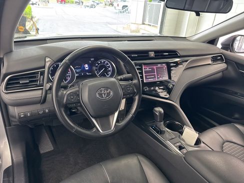 Used 2020 Toyota Camry SE AWD/4WD image 15