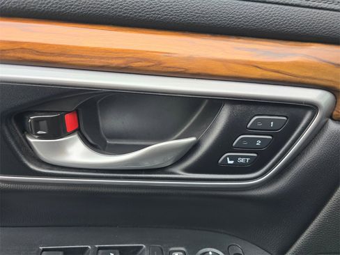 Used 2017 Honda CR-V EX-L image 20