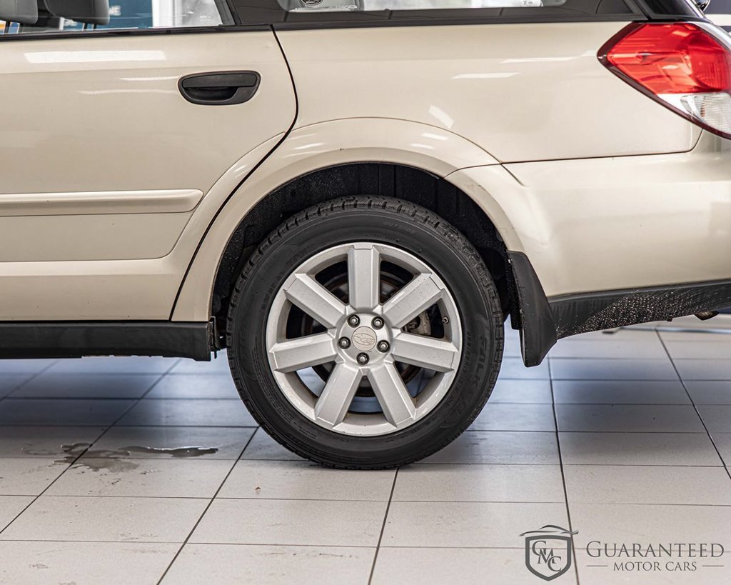 Used 2008 Subaru Outback 2.5i AWD/4WD image 8