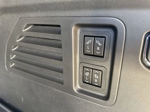 New 2026 Chevrolet Traverse RS w/ LPO, Floor Liner Package image 16