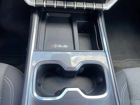 Used 2025 GMC Acadia Elevation AWD/4WD image 36