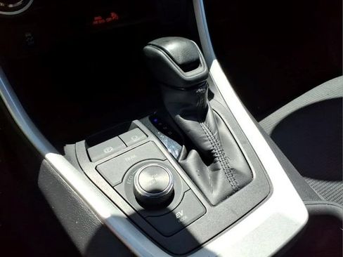 Used 2024 Toyota RAV4 LE AWD/4WD image 17