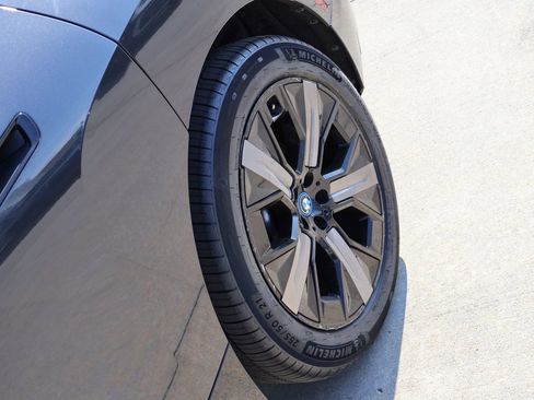Certified 2023 BMW iX xDrive50 w/ Premium Package AWD/4WD image 43