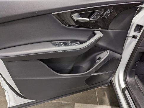 Used 2024 Audi Q7 2.0T Premium Plus image 13