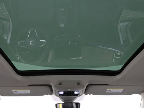 Used 2025 Volkswagen Atlas SEL image 4