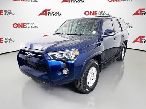 Certified 2020 Toyota 4Runner SR5 Premium AWD/4WD image 3