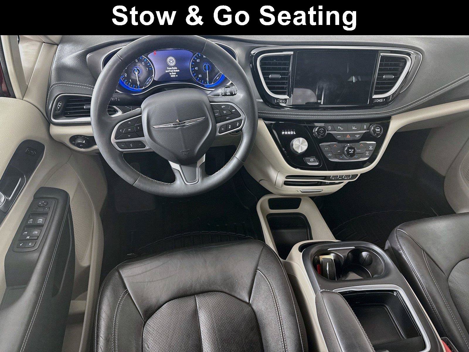 Used 2022 Chrysler Pacifica Touring-L AWD/4WD image 2