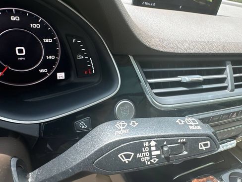 Used 2017 Audi Q7 3.0T Prestige AWD/4WD image 16