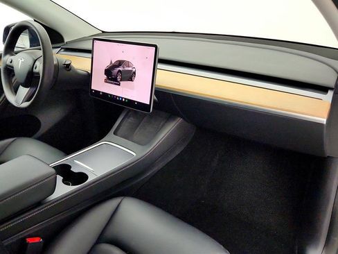 Used 2023 Tesla Model Y Long Range AWD/4WD image 28