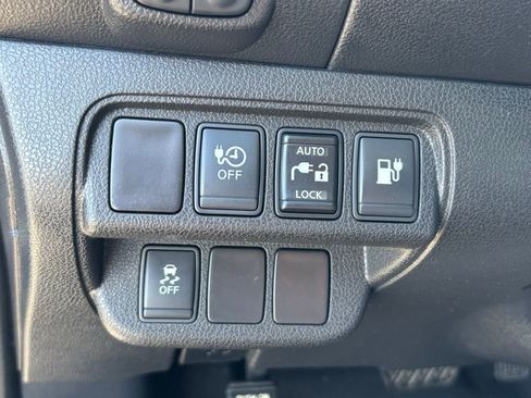 Used 2016 Nissan Leaf S w/ Charger Package image 26