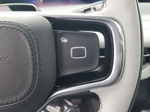 New 2025 Lincoln Navigator L Black Label image 18