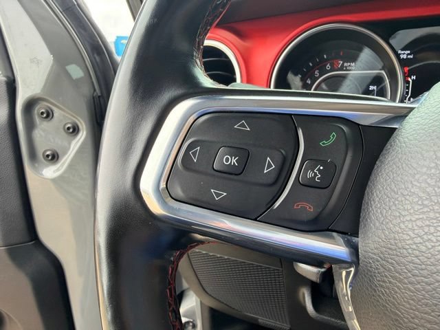 Used 2020 Jeep Gladiator Rubicon w/ Dual Top Group AWD/4WD image 16