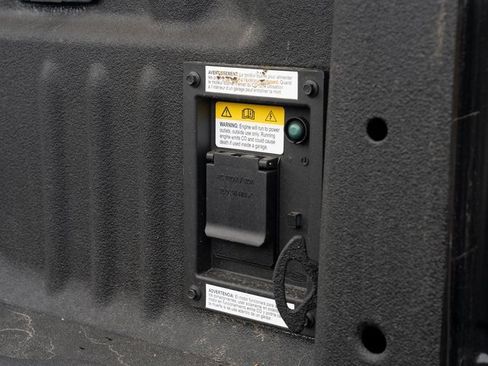 Used 2024 Ford F250 Platinum image 34