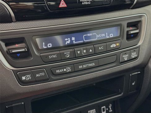 Used 2023 Honda Ridgeline RTL image 9