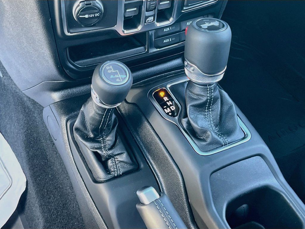 New 2027 Jeep Wrangler Unlimited Sahara AWD/4WD image 17