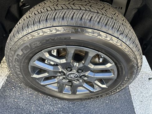 Used 2025 Toyota Tundra Platinum image 6