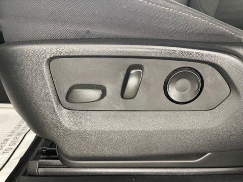 Used 2022 Chevrolet Silverado 1500 Custom Trail Boss w/ LPO, Dark Essentials Package image 34