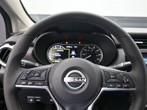 New 2025 Nissan Versa SR w/ Trunk Package image 18