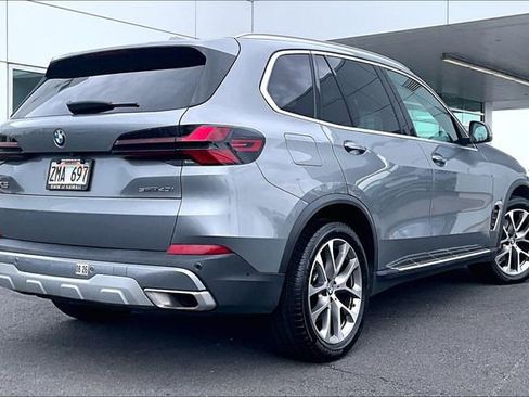 Used 2025 BMW X5 sDrive40i RWD image 2