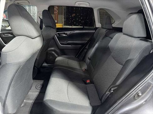 Certified 2022 Toyota RAV4 XLE AWD/4WD image 17