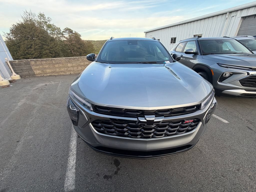 New 2026 Chevrolet Trax RS w/ Driver Confidence Package FWD image 8