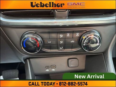 Used 2024 Buick Encore GX Preferred image 24