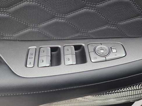 Used 2020 Hyundai Palisade Limited w/ Winter Weather Package image 33