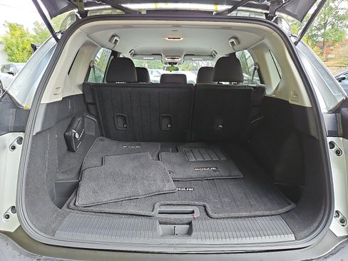 Certified 2023 Nissan Rogue SV image 29