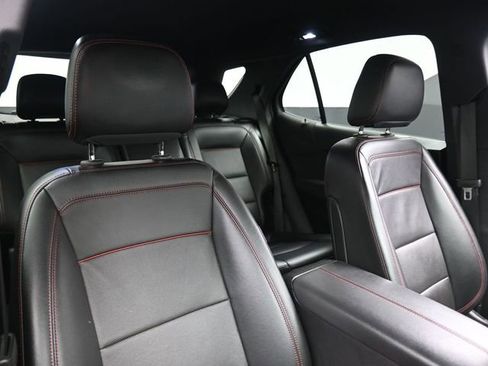 Used 2022 Chevrolet Equinox RS w/ RS Leather Package image 27