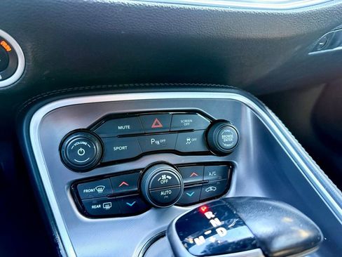 Used 2021 Dodge Challenger R/T RWD image 17