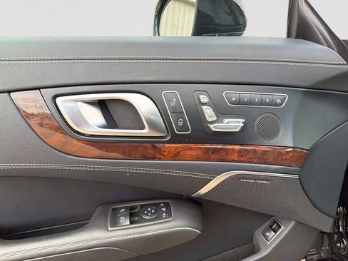 Used 2014 Mercedes-Benz SL 550 w/ Sport Wheel Package image 15