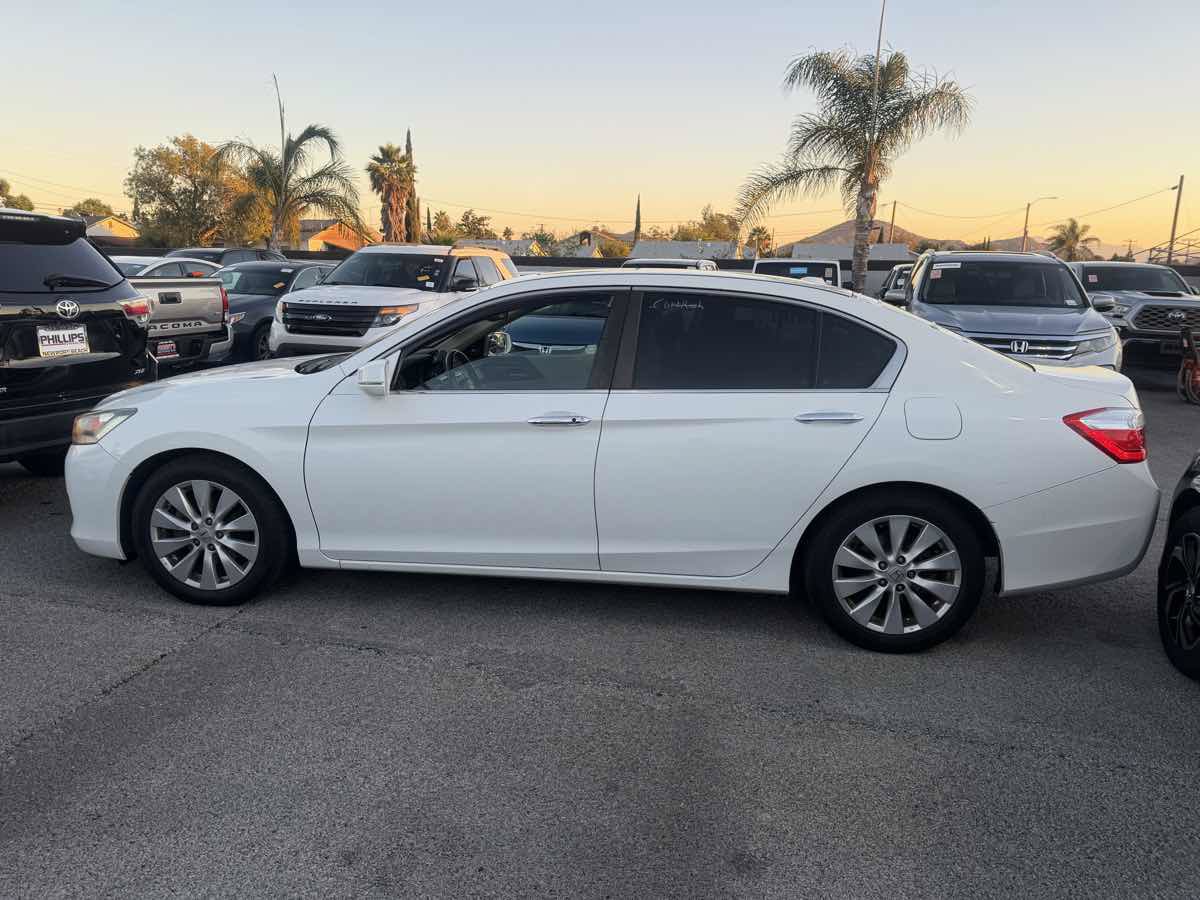 Used 2013 Honda Accord EX-L image 2