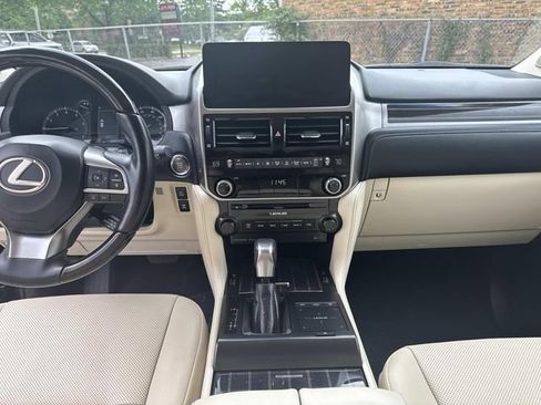 Certified 2023 Lexus GX 460 Premium w/ Premium Package AWD/4WD image 15