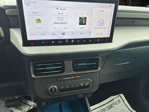 New 2026 Ford Maverick XLT w/ XLT Luxury Package image 23