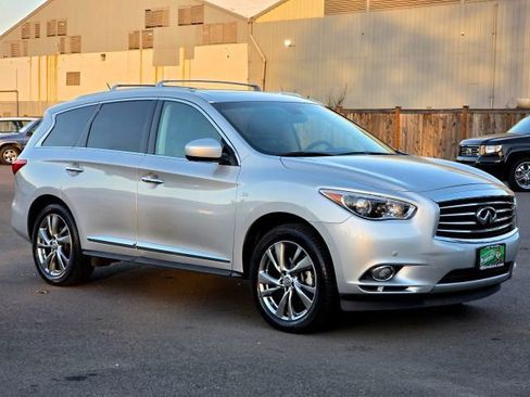 Used 2014 INFINITI QX60 AWD w/ Deluxe Touring Package image 1