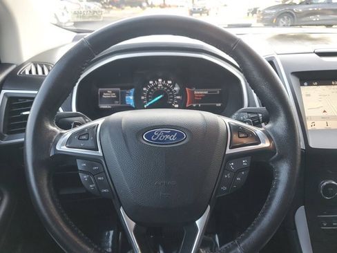 Used 2017 Ford Edge SEL w/ Equipment Group 201A image 21