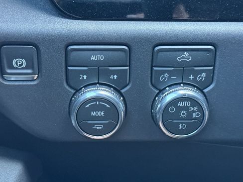 Used 2026 GMC Sierra 1500 Elevation AWD/4WD image 41