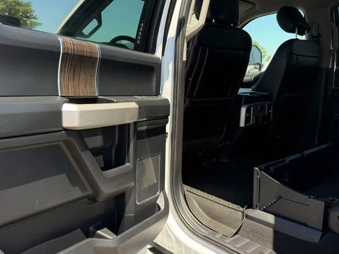 Used 2021 Ford F250 Lariat w/ Chrome Package AWD/4WD image 13